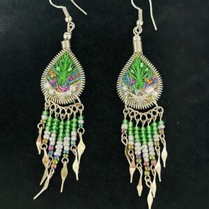 Green COLOR DREAM CATCHER DANGLE EARRINGS W SEED BEADS   dreamcatcher 4"